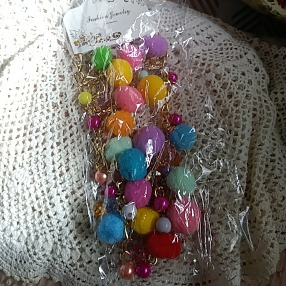 Necklace - Picture 2 of 3
